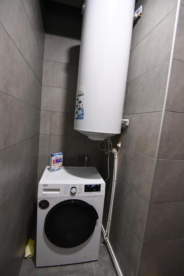CapsulePlus Saburtalo Tbilissi Extérieur photo