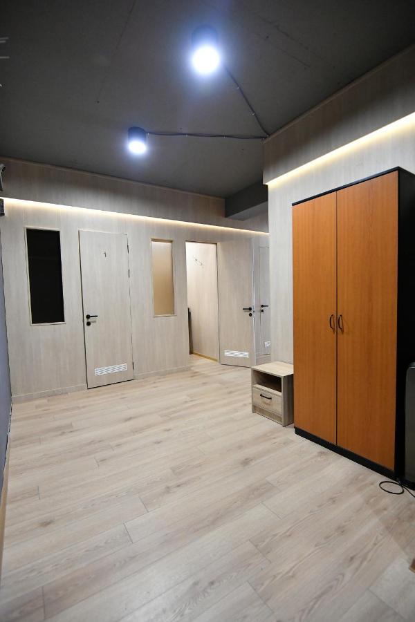 CapsulePlus Saburtalo Tbilissi Extérieur photo